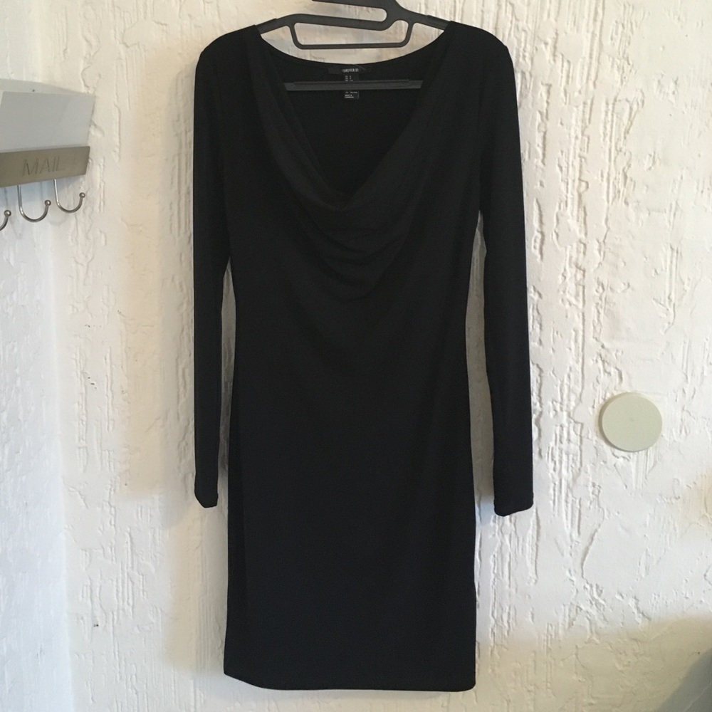 Forever 21 Black Long Sleeve Dress Size Small
